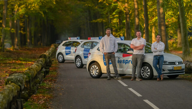 Rijinstructeurs en lesauto's van Lespro